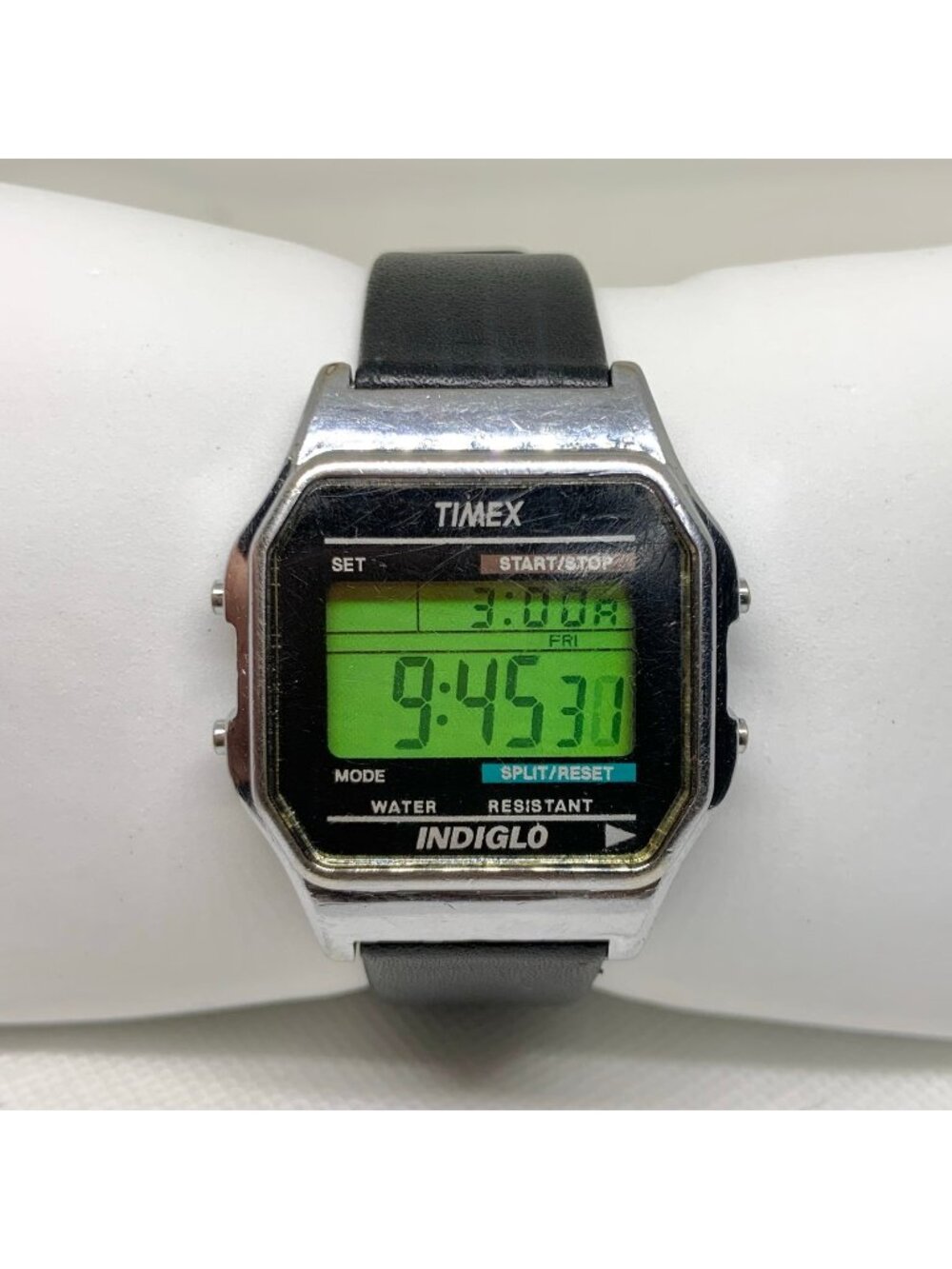 Vintage Timex Indiglo Digital lcd Quartz men Watch 739 two tone 35mm running